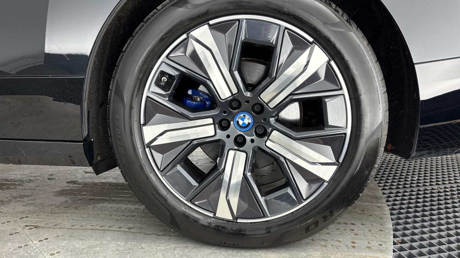 Used BMW iX 2024 for sale - 77469152: Photo 27