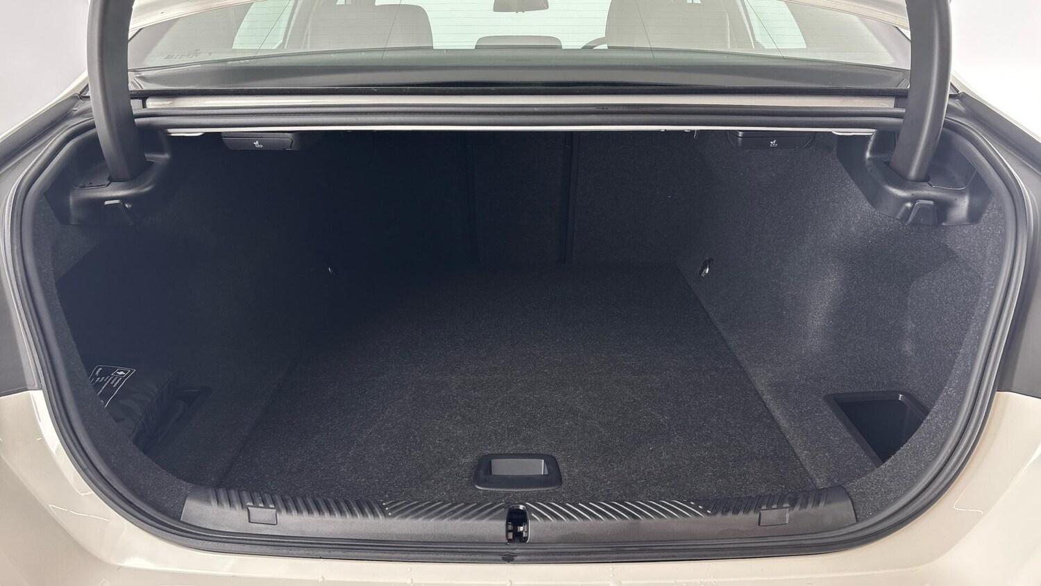 Used BMW i5 for sale - 78157672: Photo 13