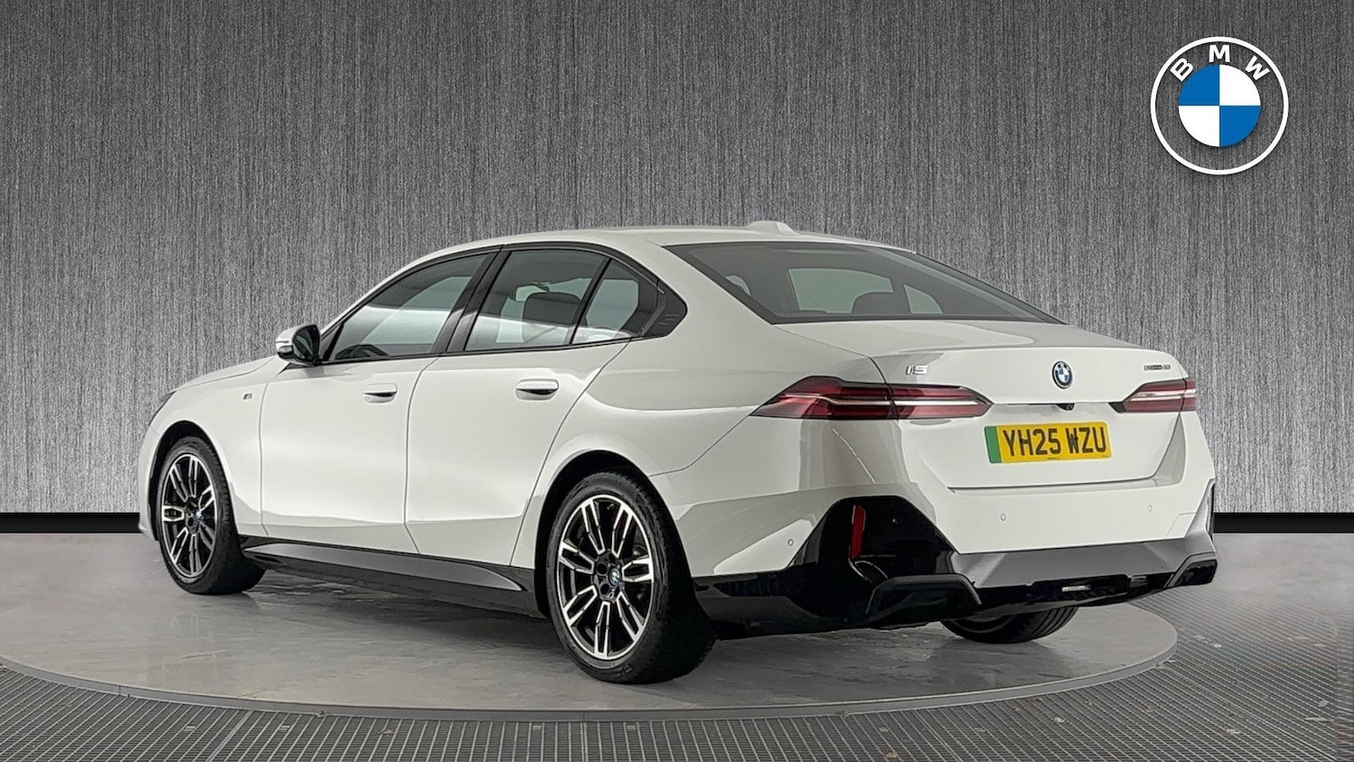 Used BMW i5 for sale - 78157672: Photo 2