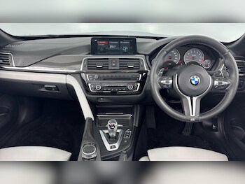 Used BMW M4 2018 for sale - 77267142: Photo