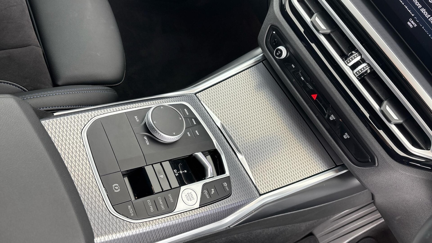 Used BMW 3 Series 2024 for sale - 76760144: Photo 10