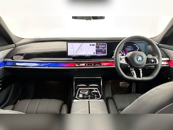 Used BMW 7 Series 2025 for sale - 76765739: Photo