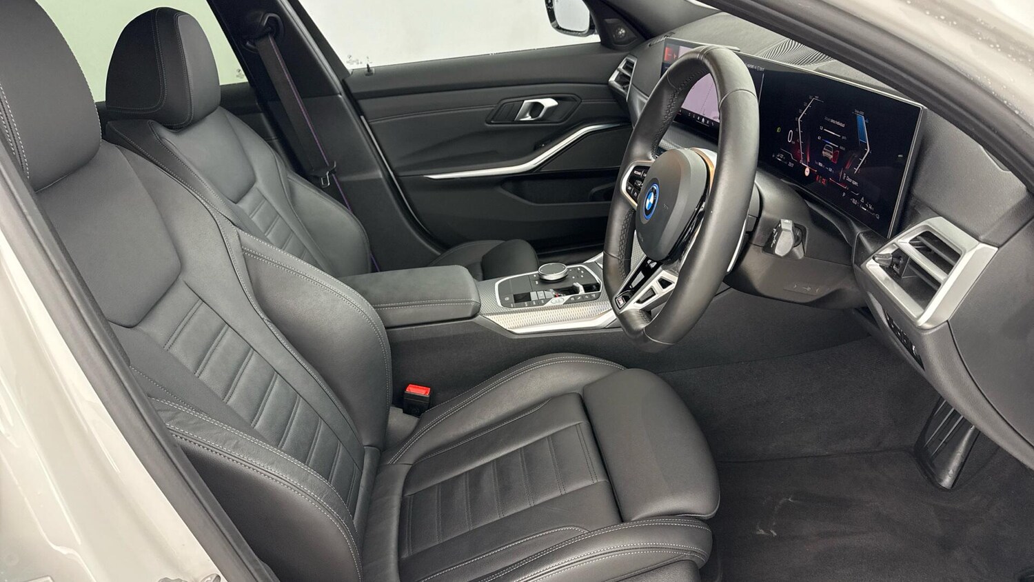 Used BMW 3 Series 2025 for sale - 76952529: Photo 11