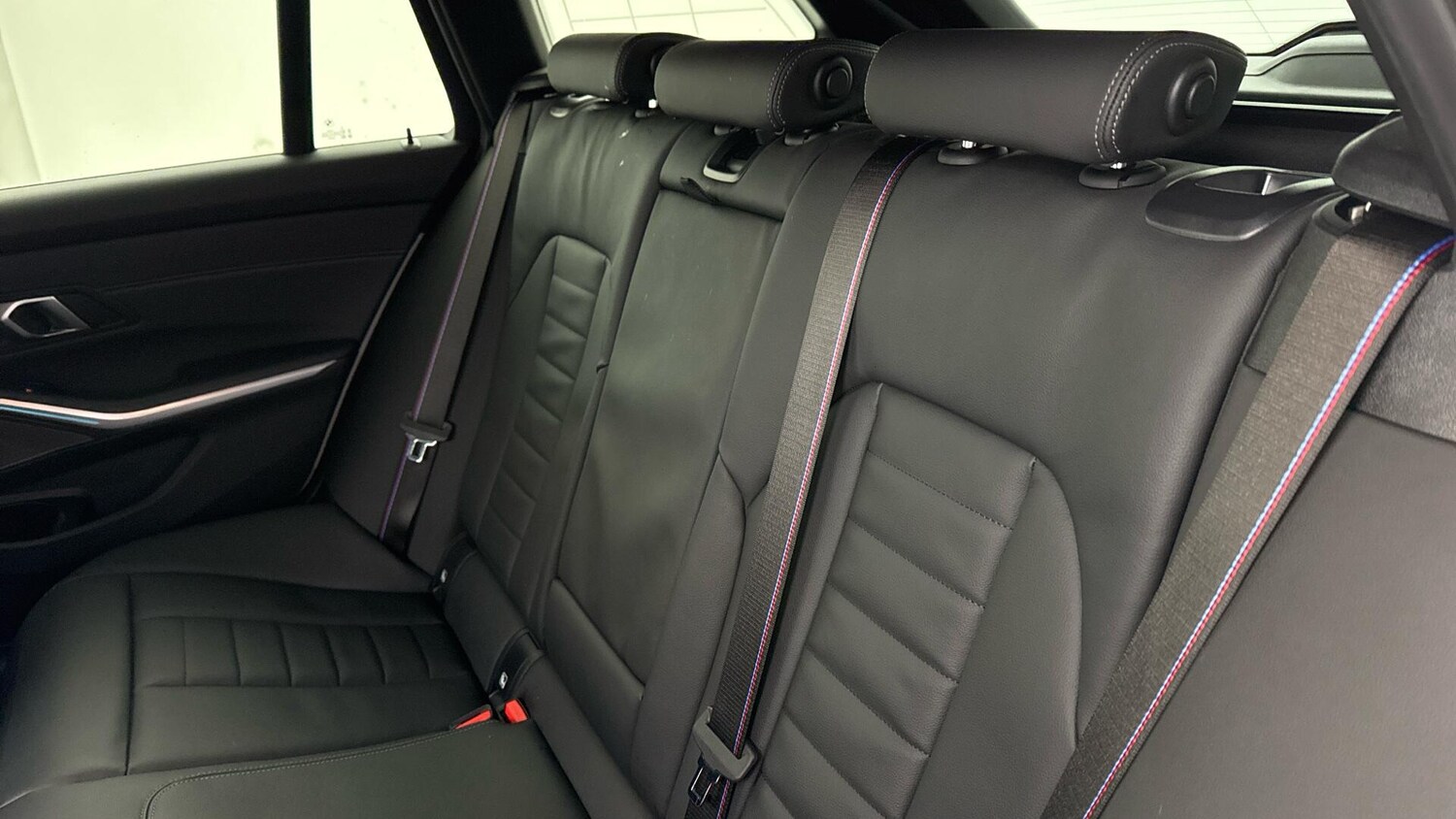 Used BMW 3 Series 2025 for sale - 76952529: Photo 12