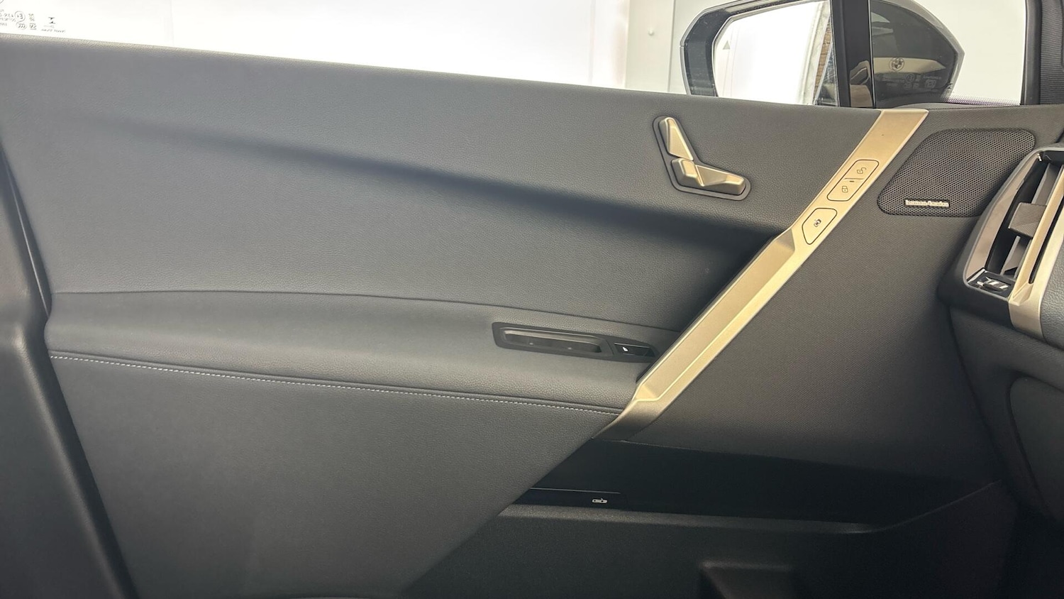 Used BMW iX 2024 for sale - 78087083: Photo 30