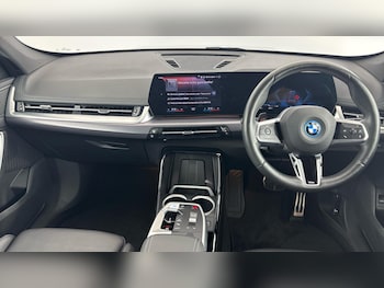 Used BMW iX1 2023 for sale - 77330882: Photo