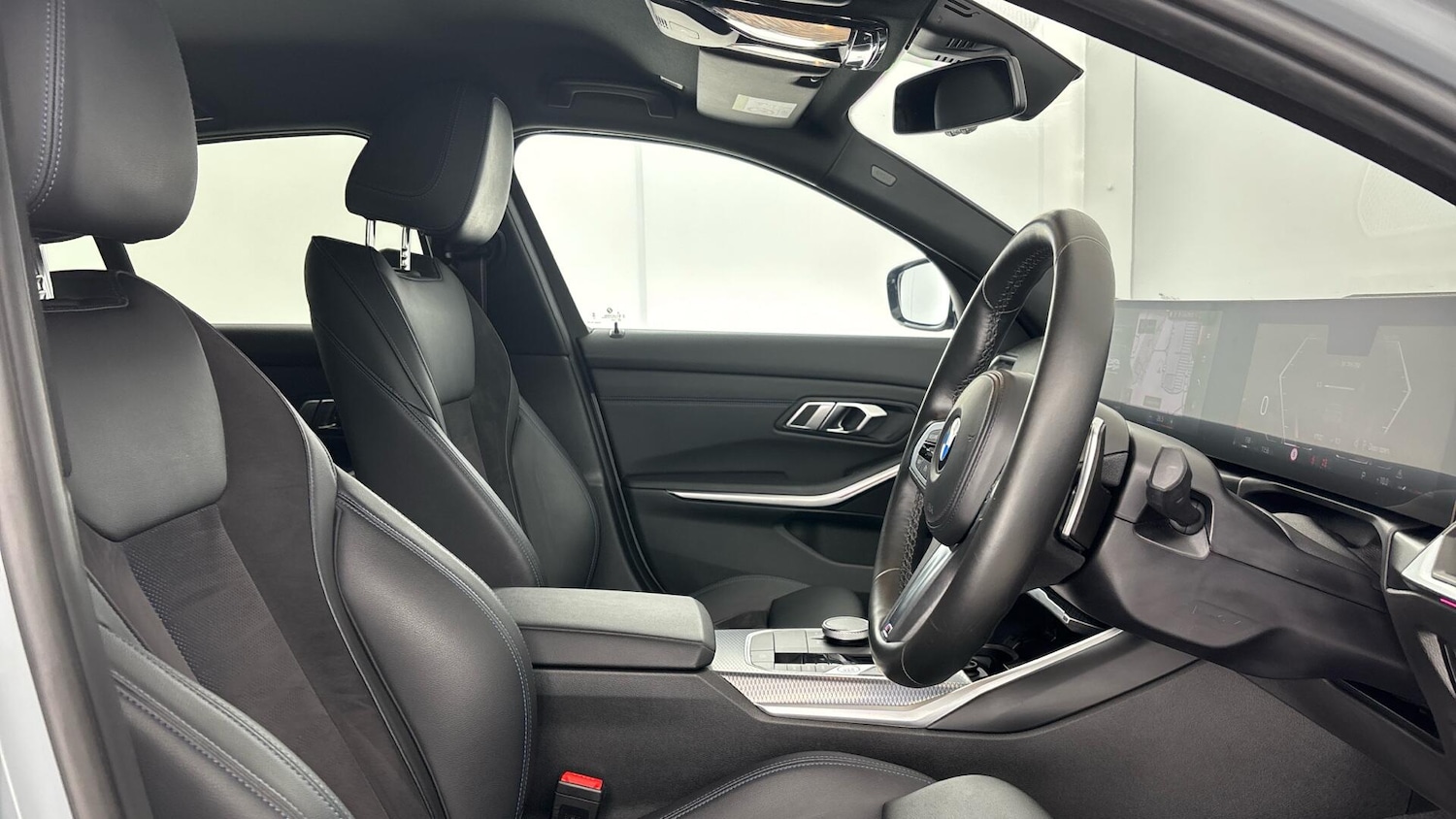 Used BMW 3 Series 2023 for sale - 78204126: Photo 11