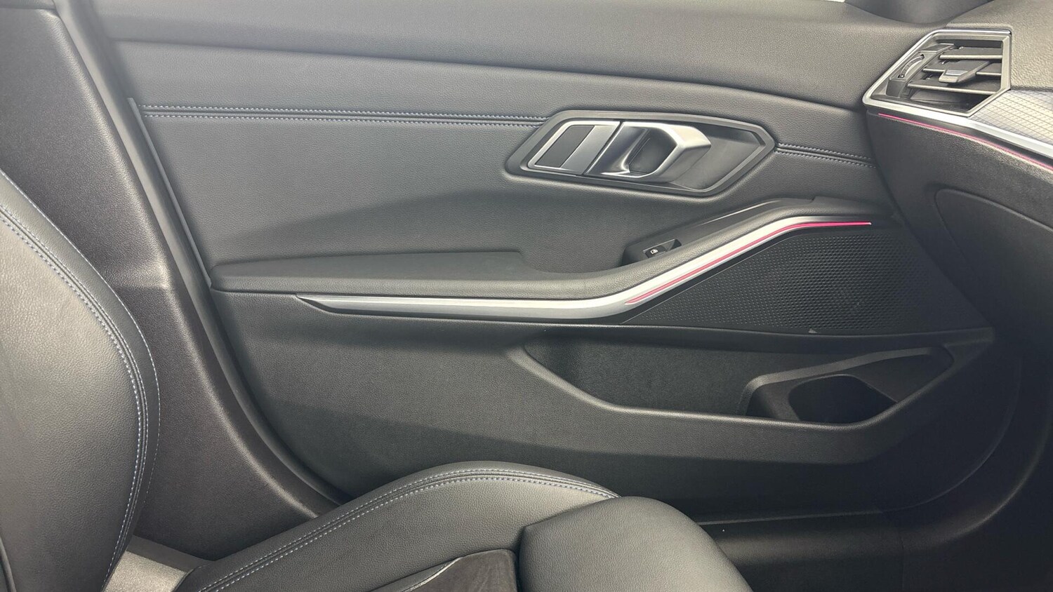 Used BMW 3 Series 2023 for sale - 78204126: Photo 35