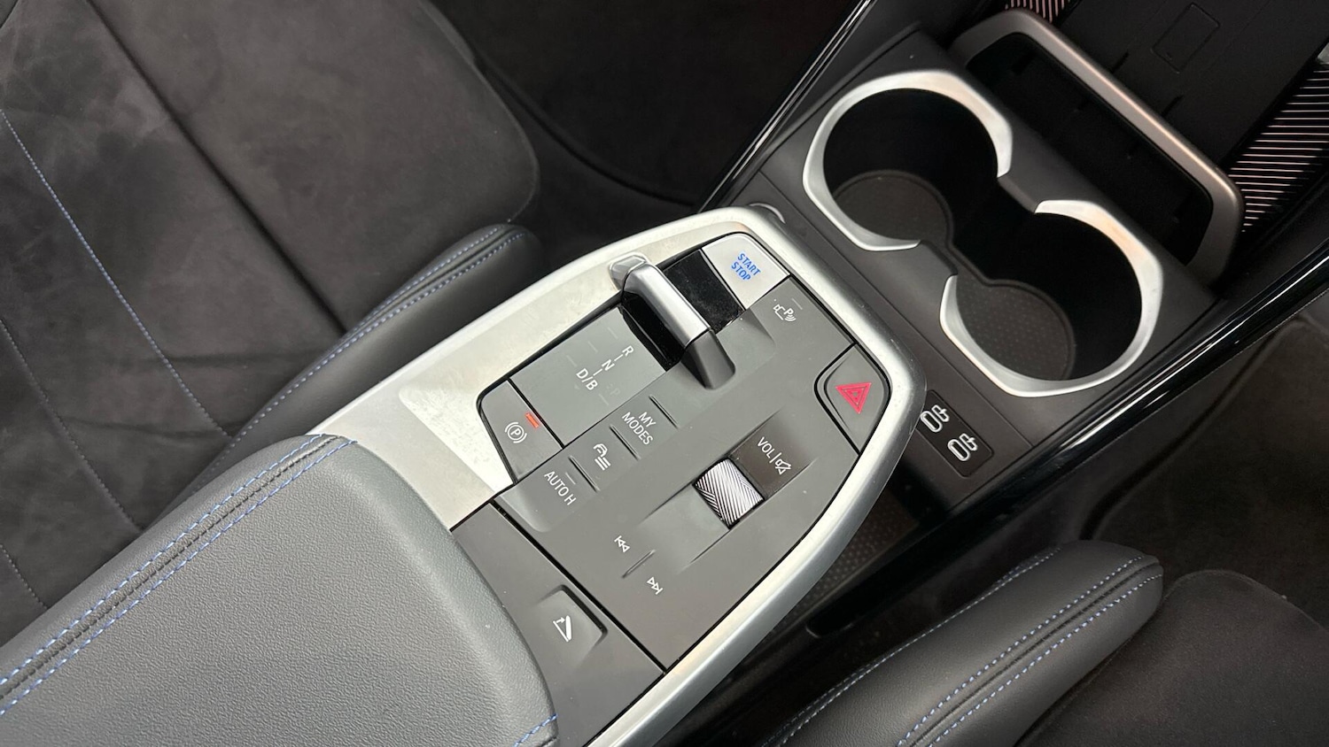 Used BMW iX1 2025 for sale - 77254657: Photo 10