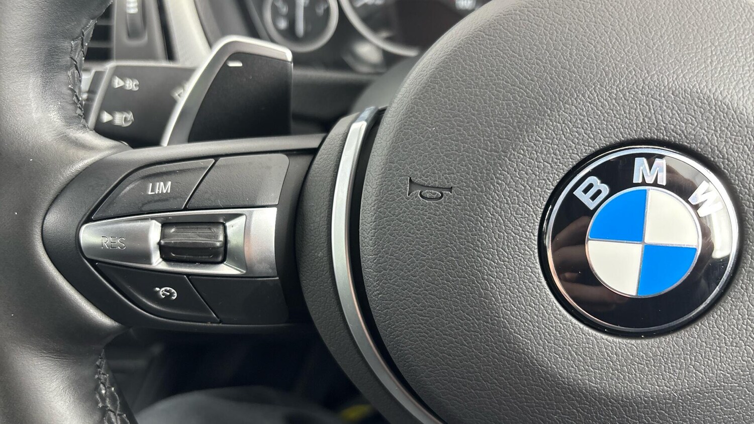 Used BMW 3 Series 2019 for sale - 77658184: Photo 17