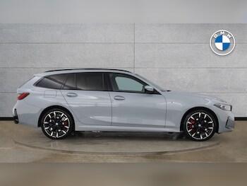 Used BMW 3 Series 2025 for sale - 77352009: Photo