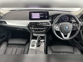 Used BMW 5 Series 2022 for sale - 77808159: Photo