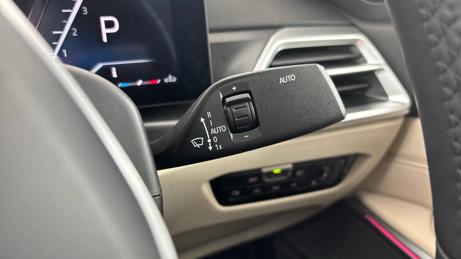 Used BMW 3 Series 2024 for sale - 76760435: Photo 36