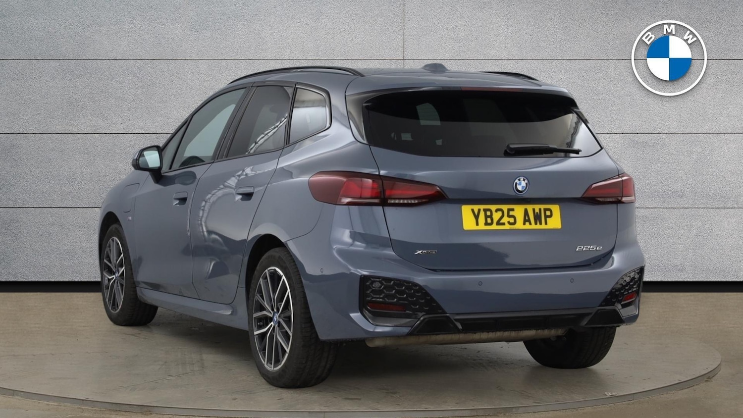 Used BMW 2 Series 2025 for sale - 77468749: Photo 2