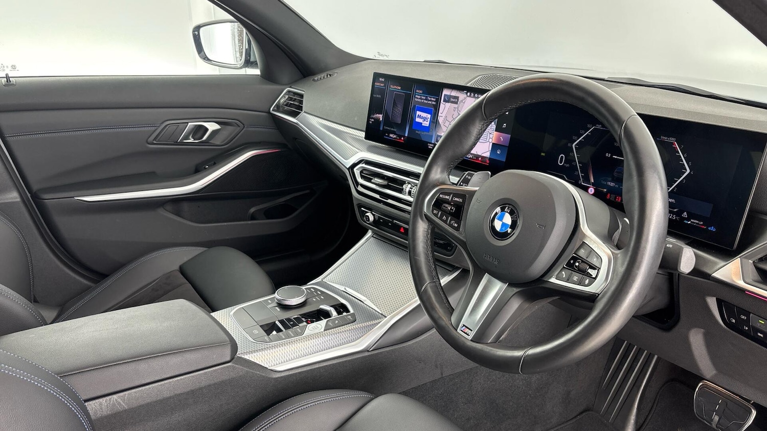 Used BMW 3 Series 2024 for sale - 76760302: Photo 6