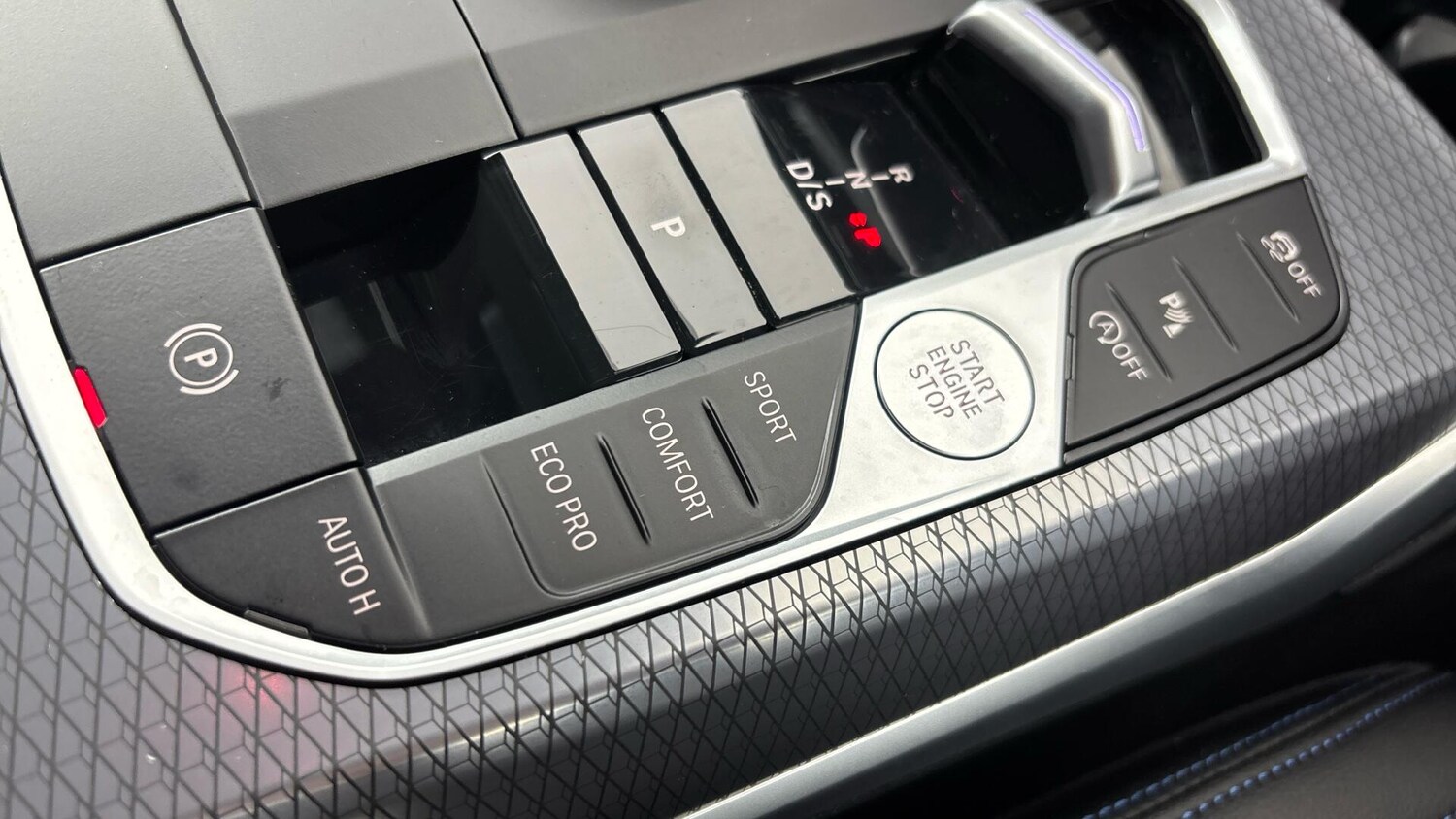 Used BMW 3 Series 2024 for sale - 77290953: Photo 19