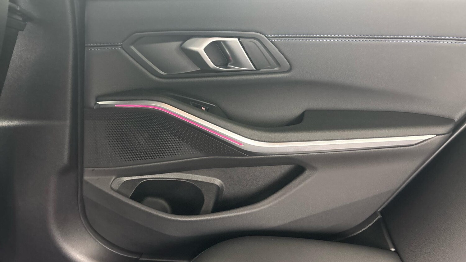 Used BMW 3 Series 2024 for sale - 77290953: Photo 41