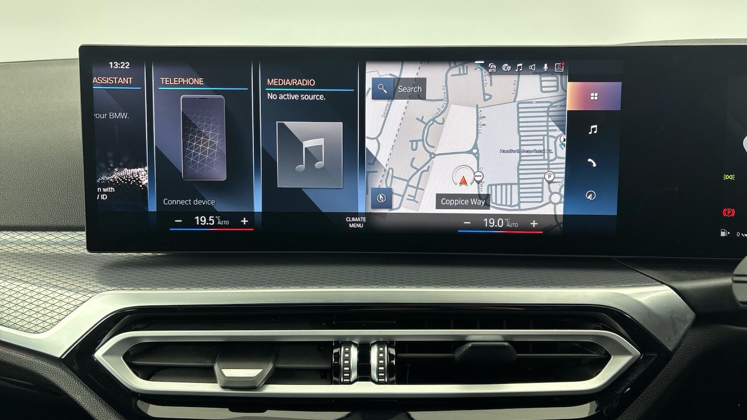 Used BMW 3 Series 2024 for sale - 77290953: Photo 8