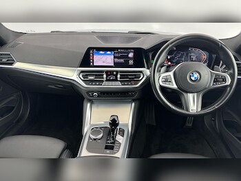 Used BMW 4 Series 2023 for sale - 77352006: Photo