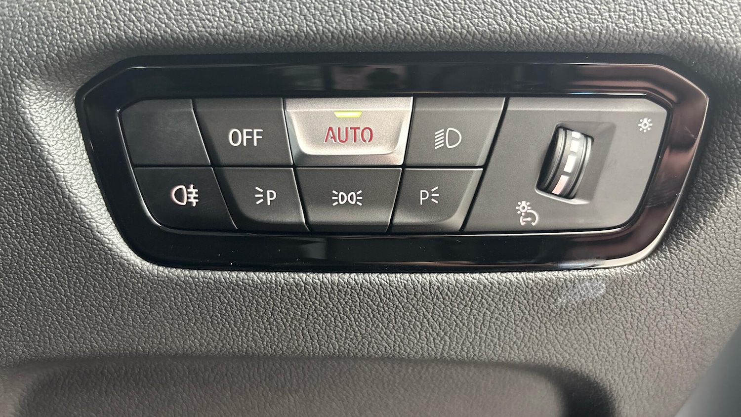 Used BMW 2 Series 2025 for sale - 77253576: Photo 37