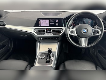 Used BMW 4 Series 2022 for sale - 77411970: Photo