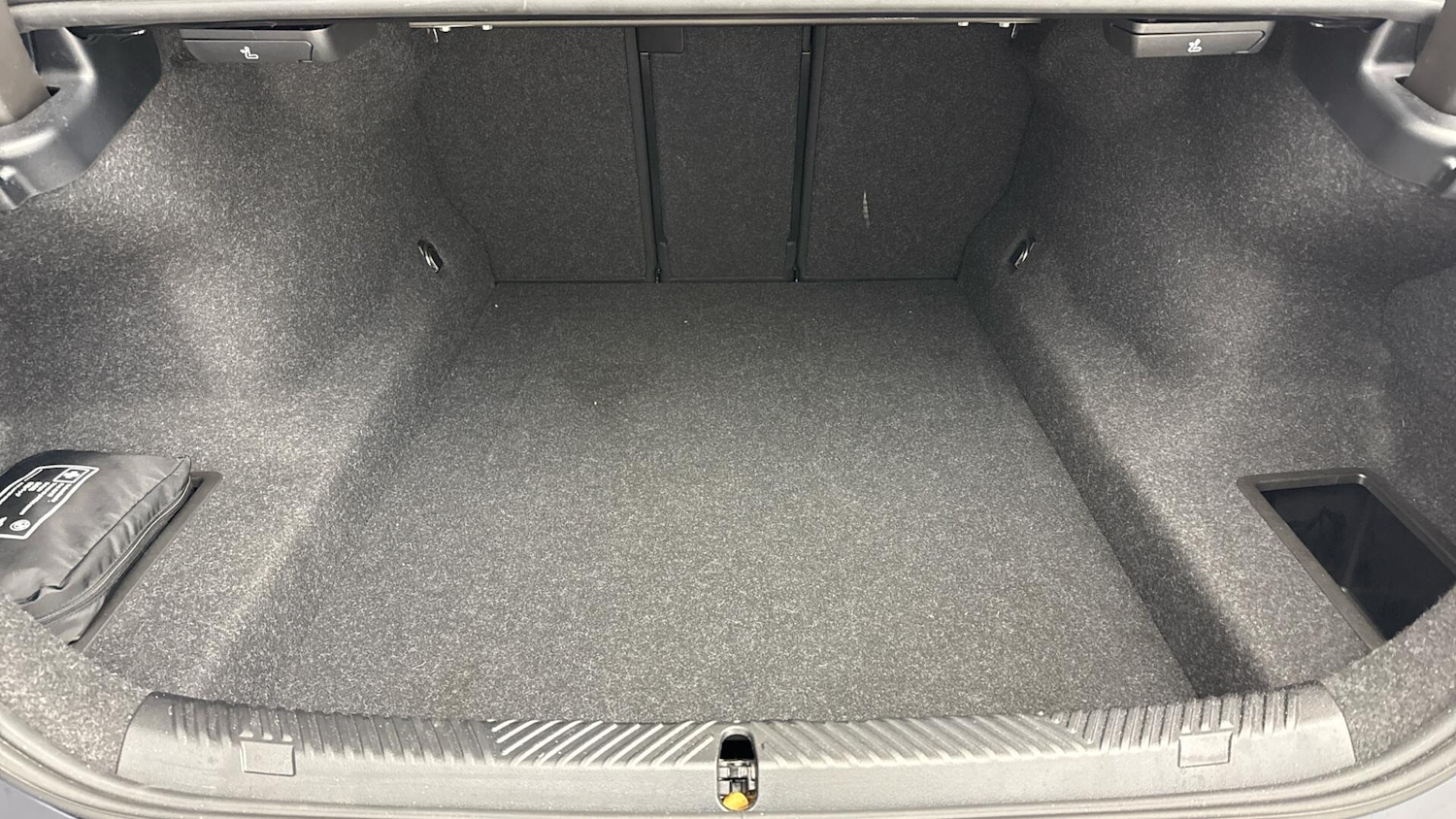 Used BMW 5 Series 2025 for sale - 77387495: Photo 13