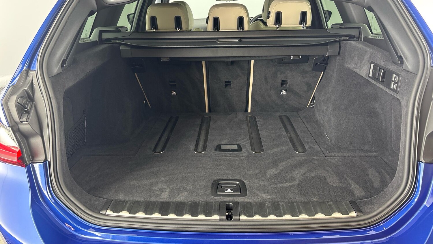 Used BMW 3 Series 2024 for sale - 76760040: Photo 13