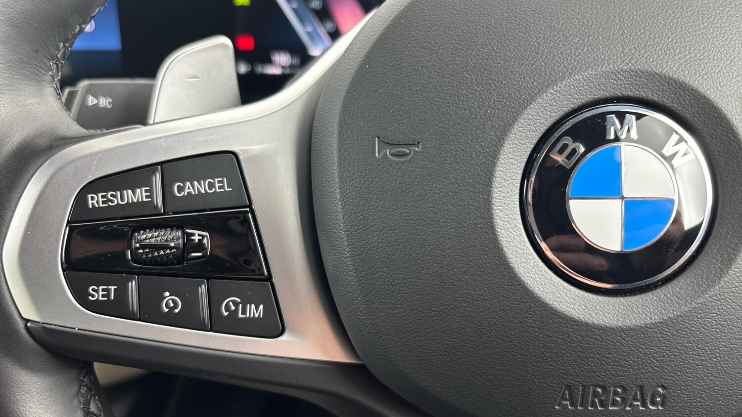 Used BMW 3 Series 2024 for sale - 76760040: Photo 17