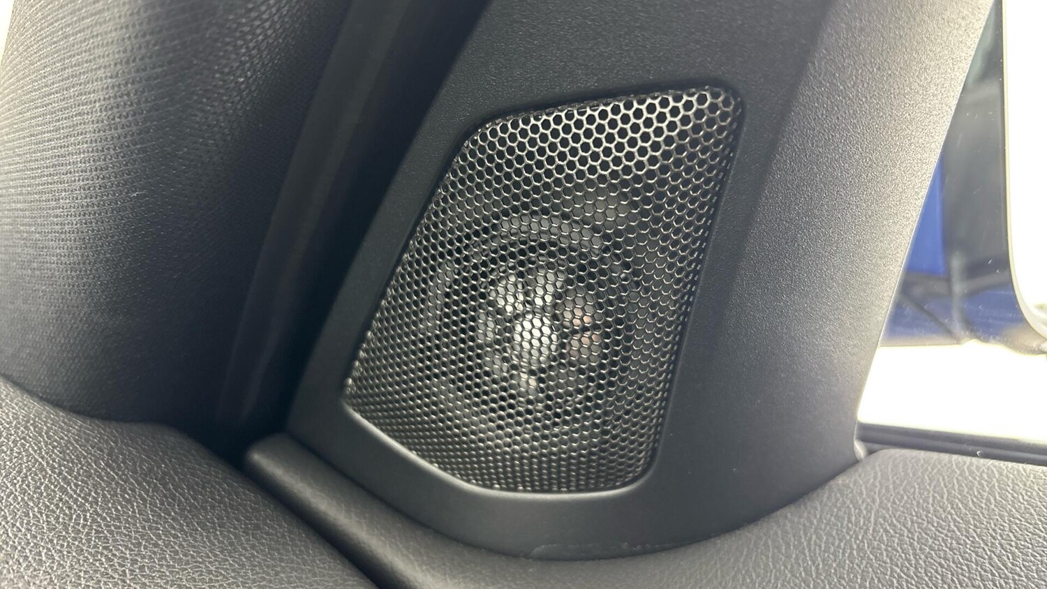 Used BMW 3 Series 2024 for sale - 76760040: Photo 20