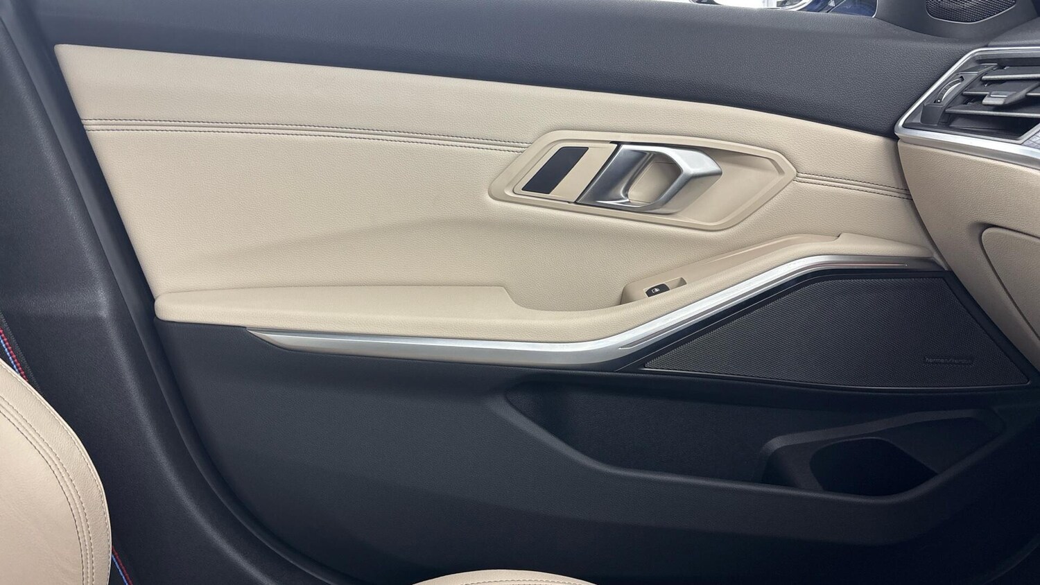 Used BMW 3 Series 2024 for sale - 76760040: Photo 34