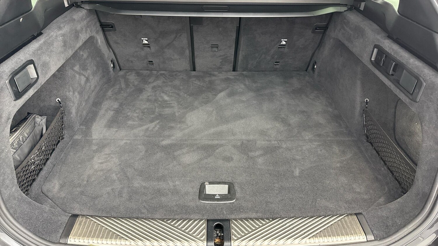 Used BMW 5 Series 2025 for sale - 77253888: Photo 13