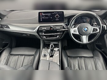 Used BMW 5 Series 2022 for sale - 77753236: Photo