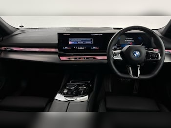 Used BMW 5 Series 2025 for sale - 77839353: Photo