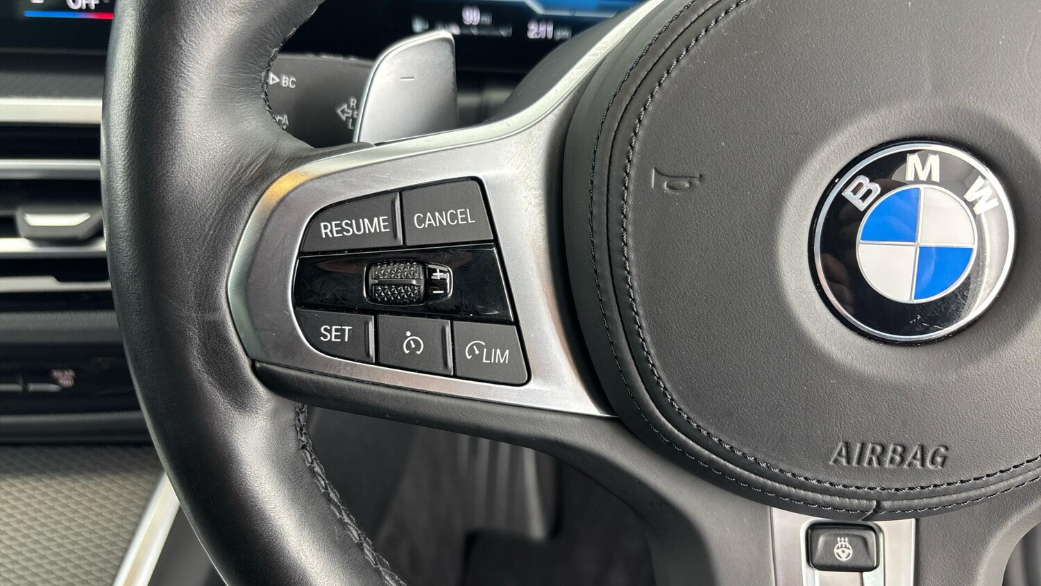 Used BMW 3 Series 2023 for sale - 77351593: Photo 17