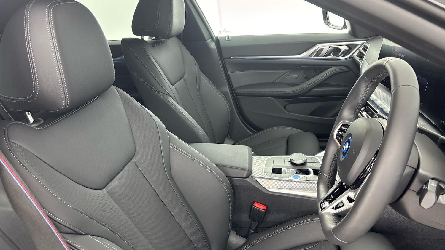 Used BMW i4 2025 for sale - 76760327: Photo 11