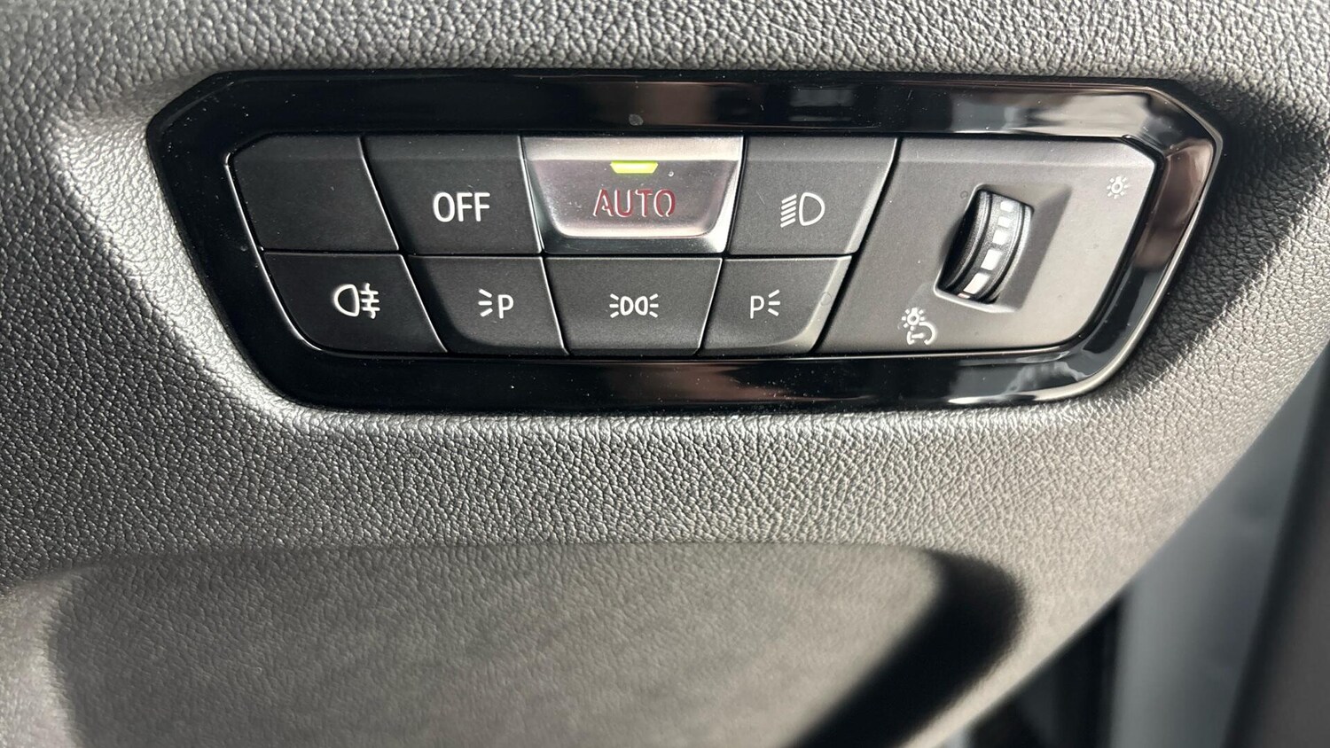 Used BMW i4 2025 for sale - 76760327: Photo 38