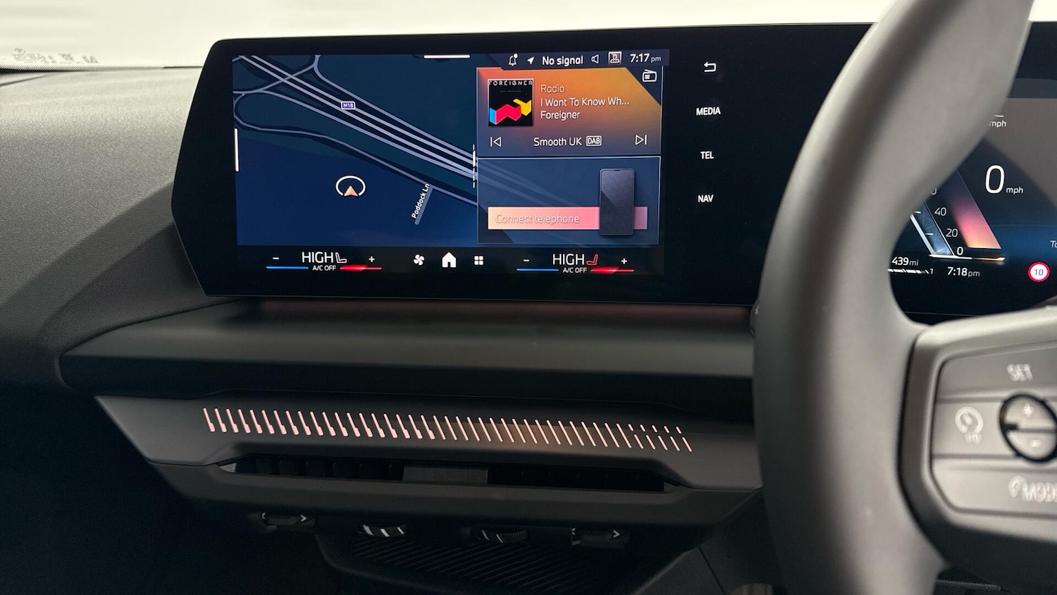 Used BMW 1 Series 2025 for sale - 77598103: Photo 8