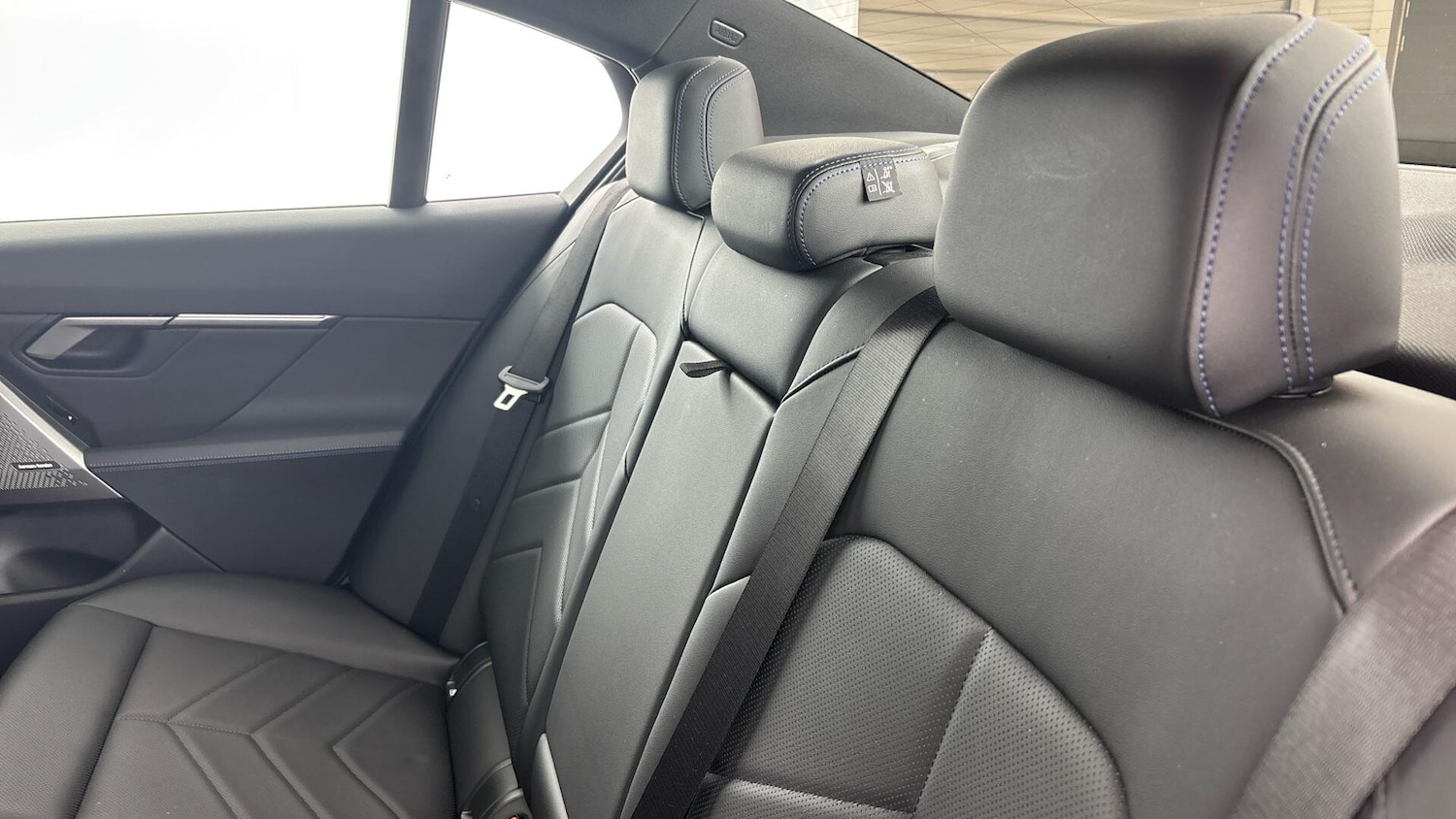 Used BMW i5 2025 for sale - 77351550: Photo 12