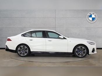 Used BMW i5 2025 for sale - 77351550: Photo