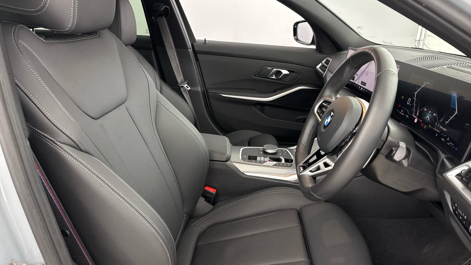 Used BMW 3 Series 2025 for sale - 77550154: Photo 11