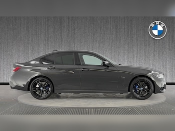 Used BMW 3 Series 2021 for sale - 77586084: Photo