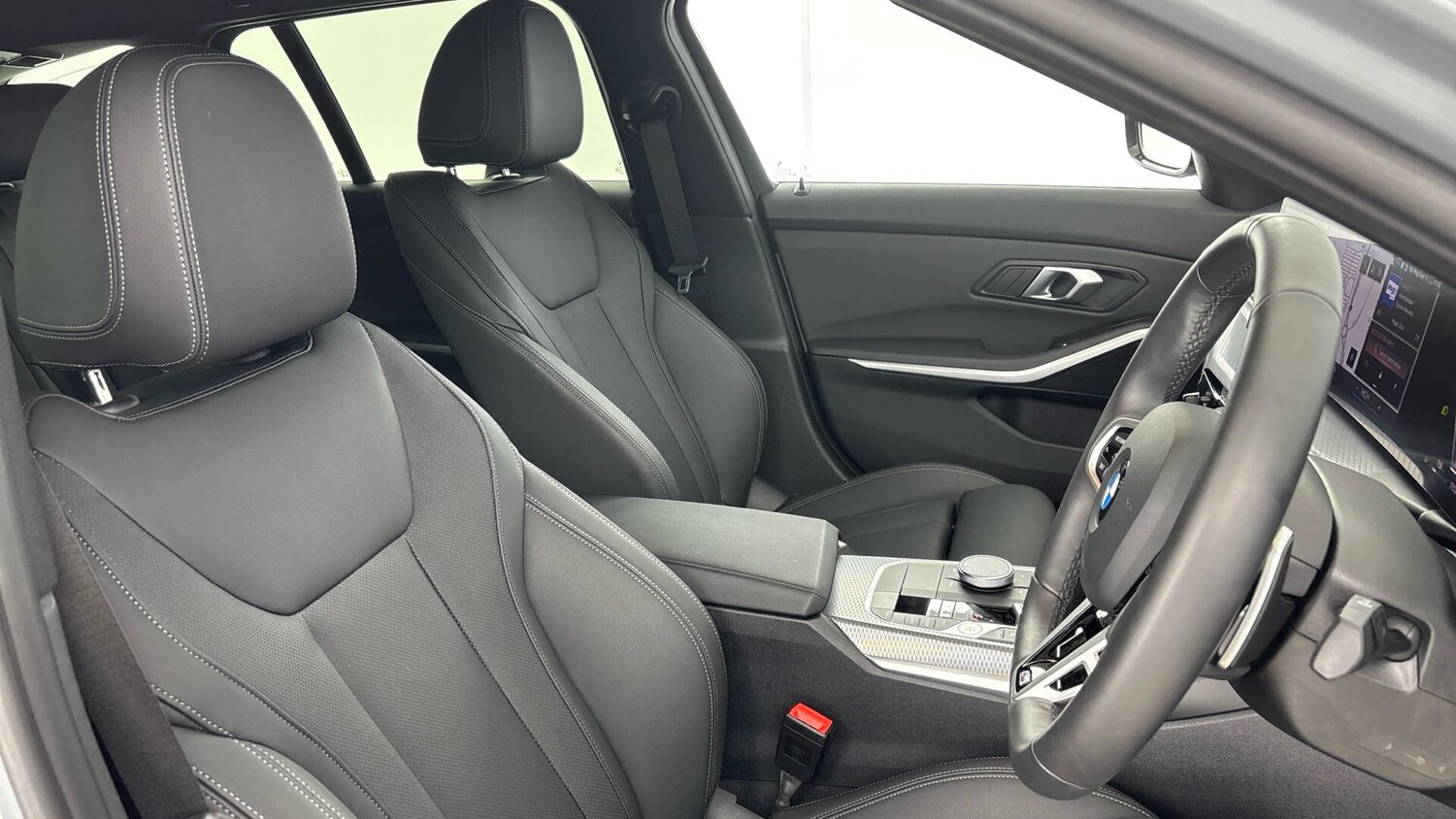 Used BMW 3 Series 2025 for sale - 76760203: Photo 11