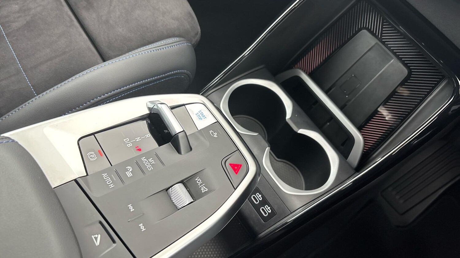 Used BMW iX1 2025 for sale - 76913628: Photo 10