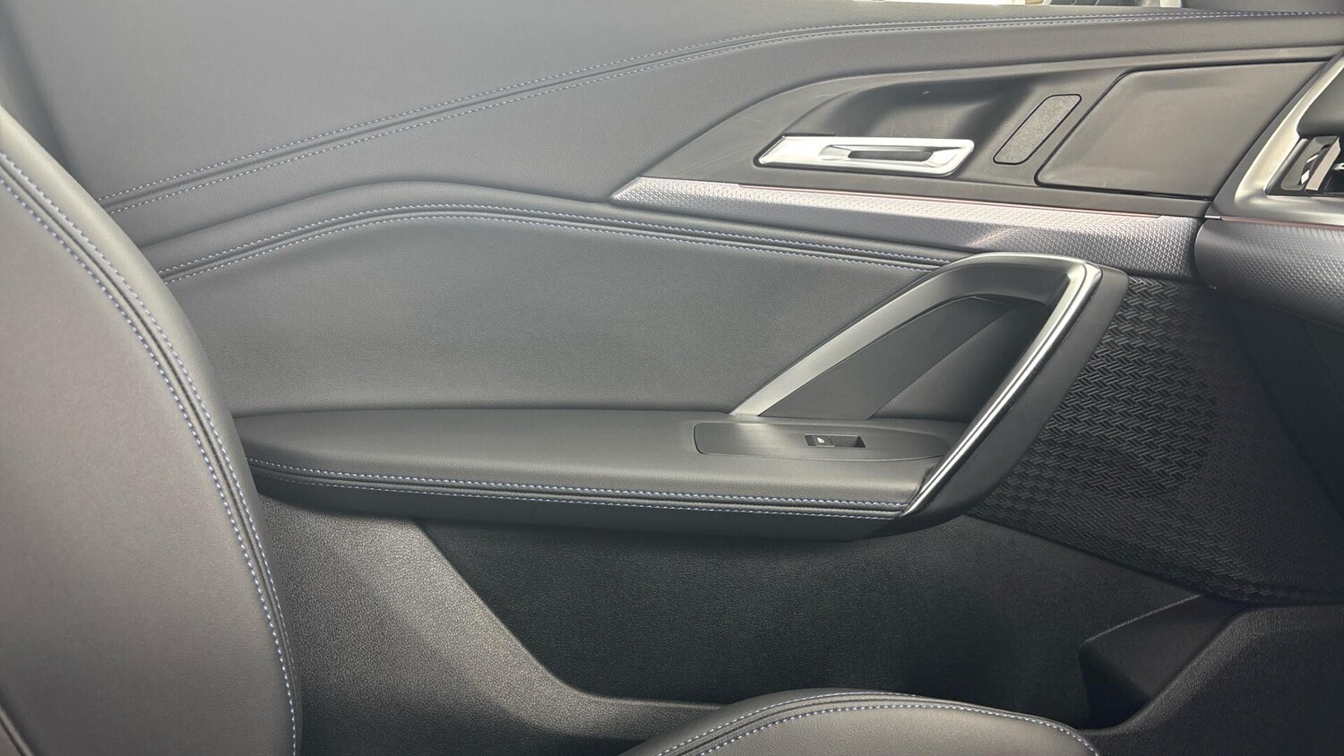 Used BMW iX1 2025 for sale - 76913628: Photo 30