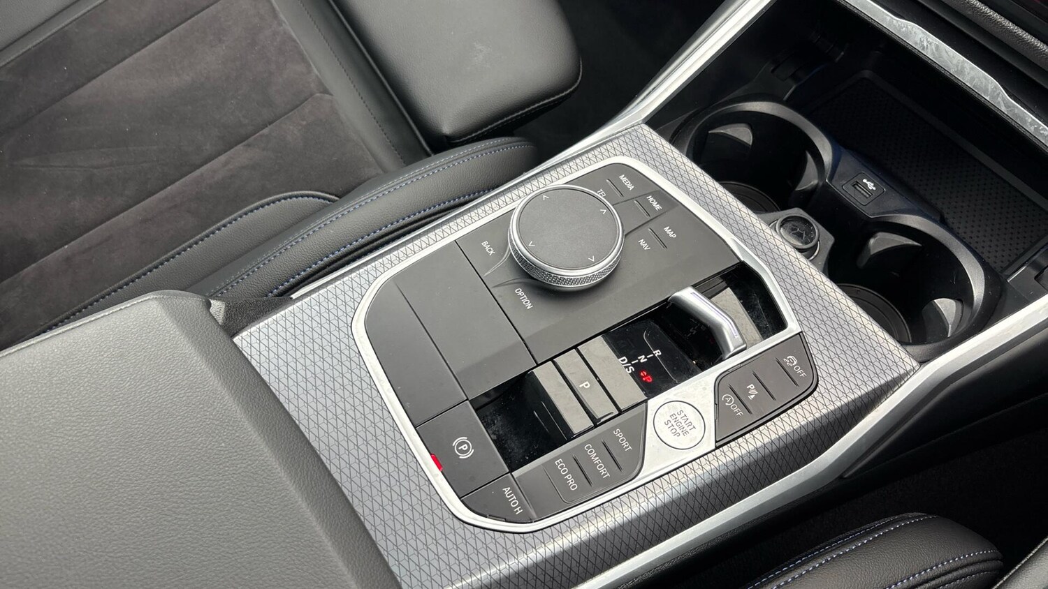 Used BMW 3 Series 2024 for sale - 76760045: Photo 10