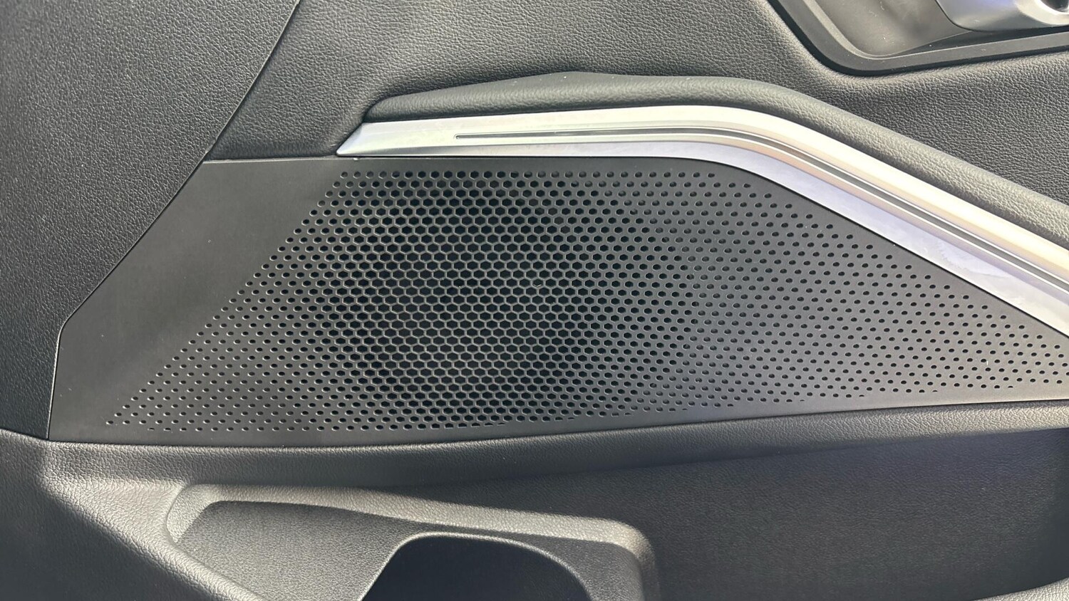 Used BMW 3 Series 2024 for sale - 76760045: Photo 20