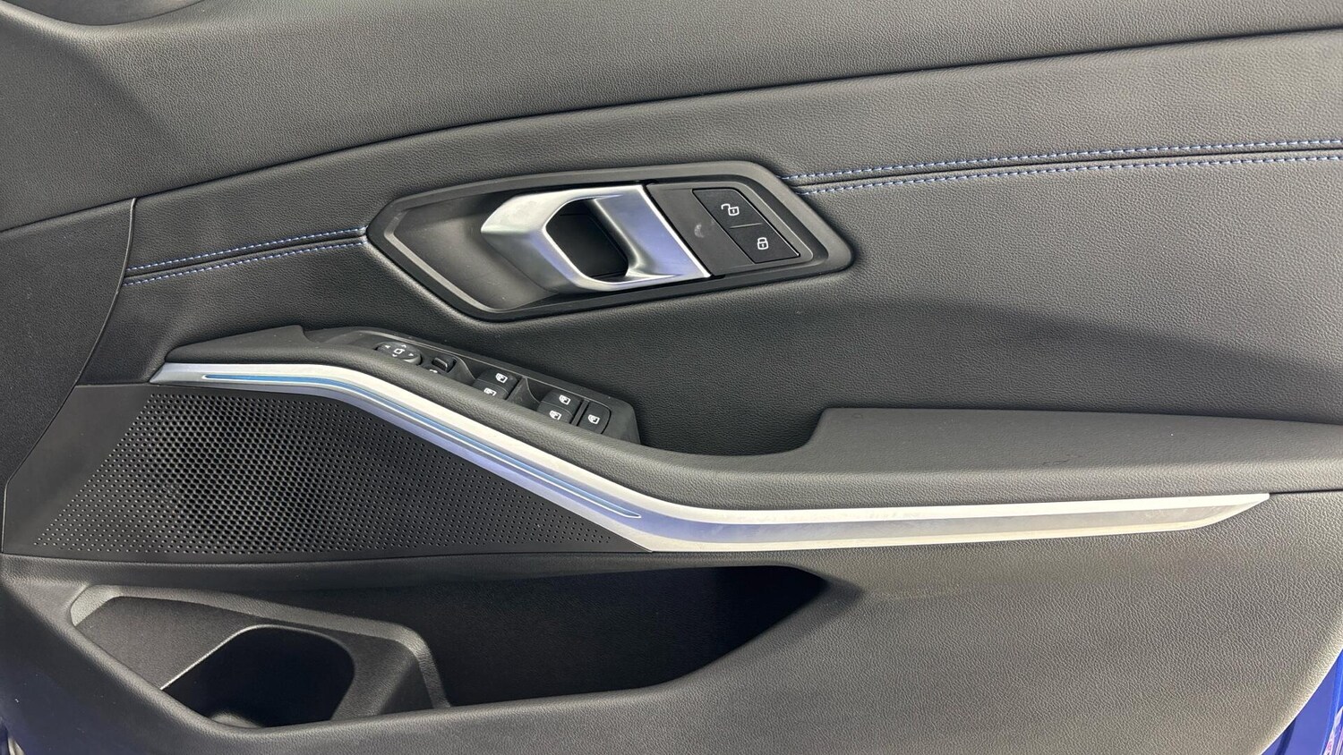 Used BMW 3 Series 2024 for sale - 76760045: Photo 29