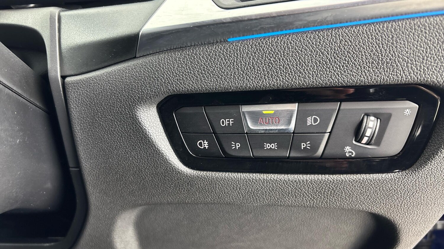 Used BMW 3 Series 2024 for sale - 76760045: Photo 31