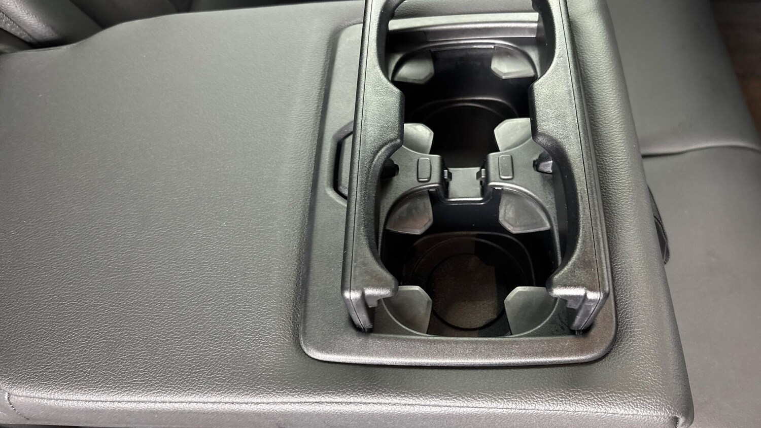 Used BMW 3 Series 2024 for sale - 76760045: Photo 33