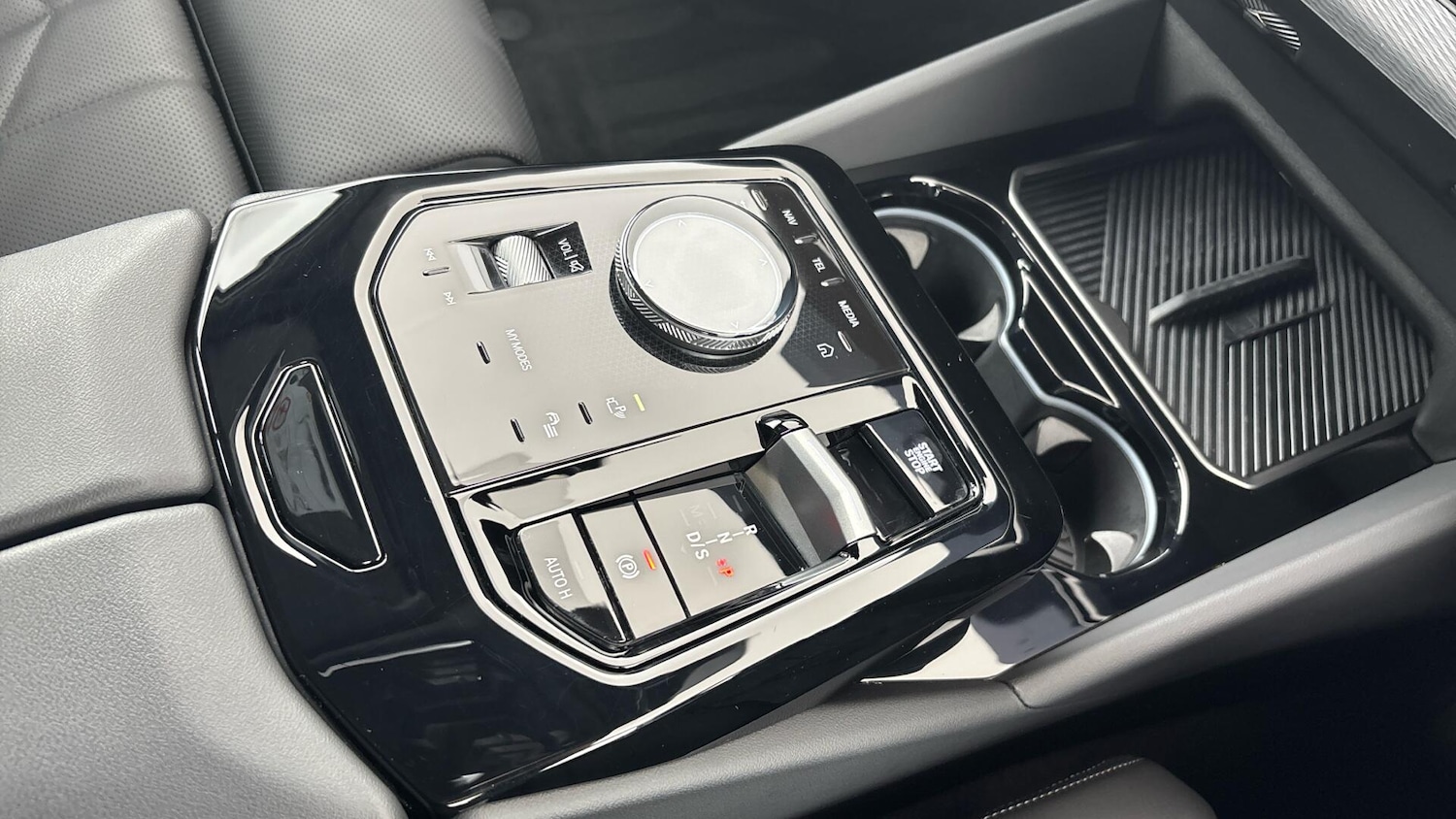 Used BMW 5 Series 2024 for sale - 77066615: Photo 10